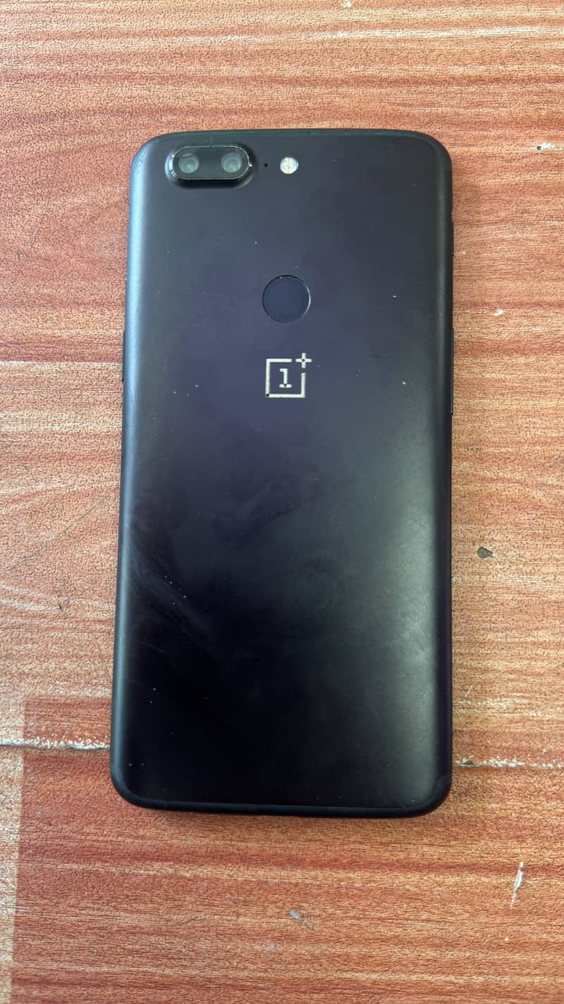 One Plus 5T 1