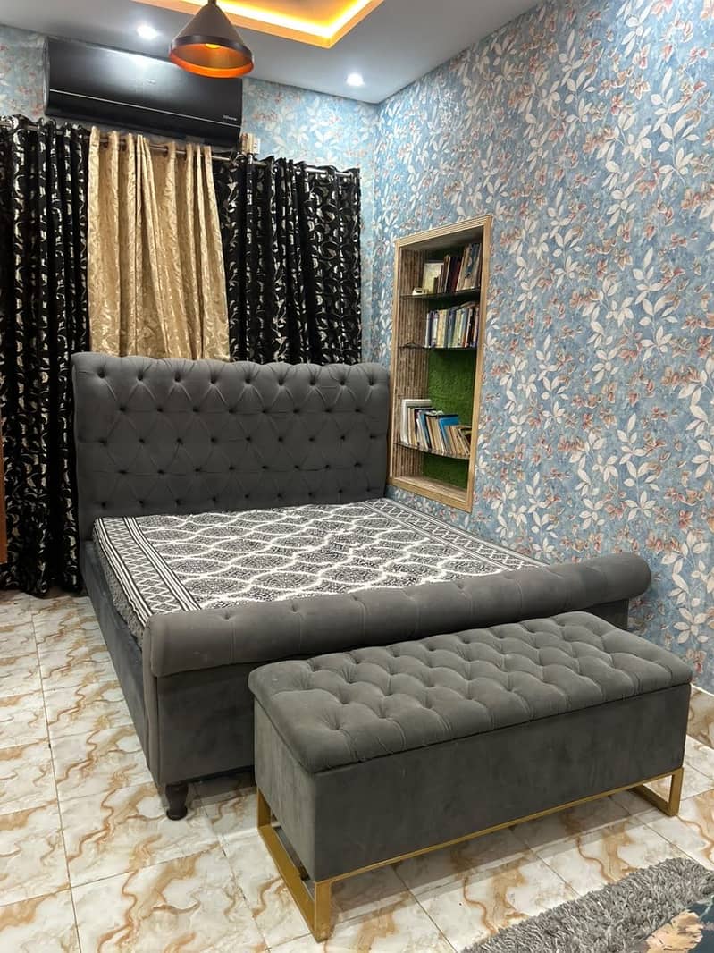 King size bed 3