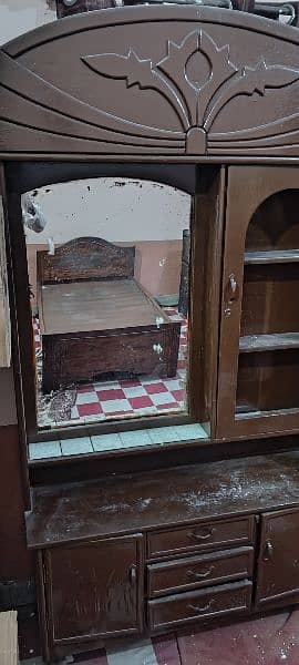 one dressing table 1