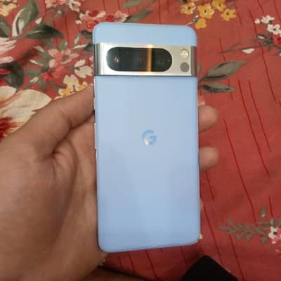 Google Pixel 8 Pro
