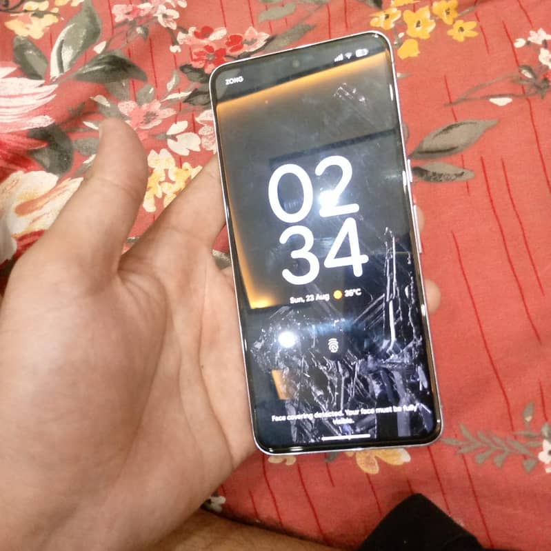 Google Pixel 8 Pro 2