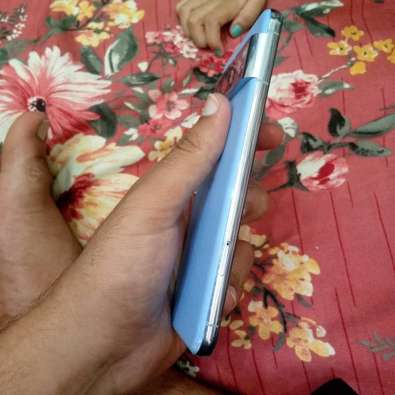 Google Pixel 8 Pro 4