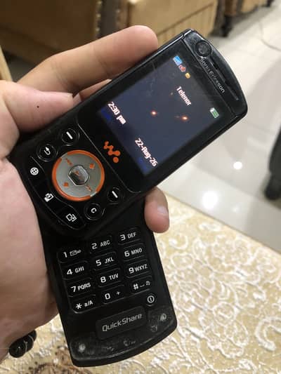 Sony Ericsson W900