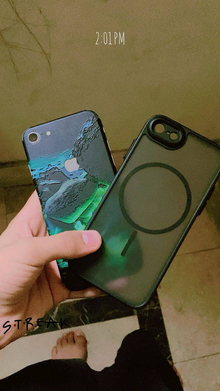 Apple iPhone 8 9