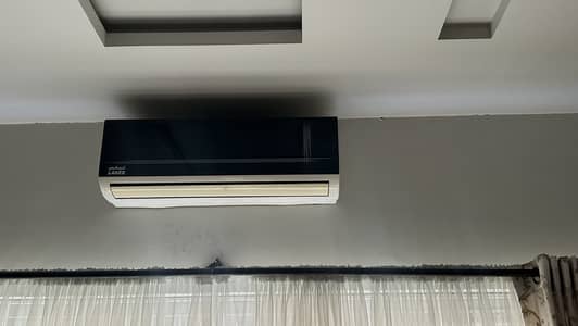 Air conditioner (heat and cool)