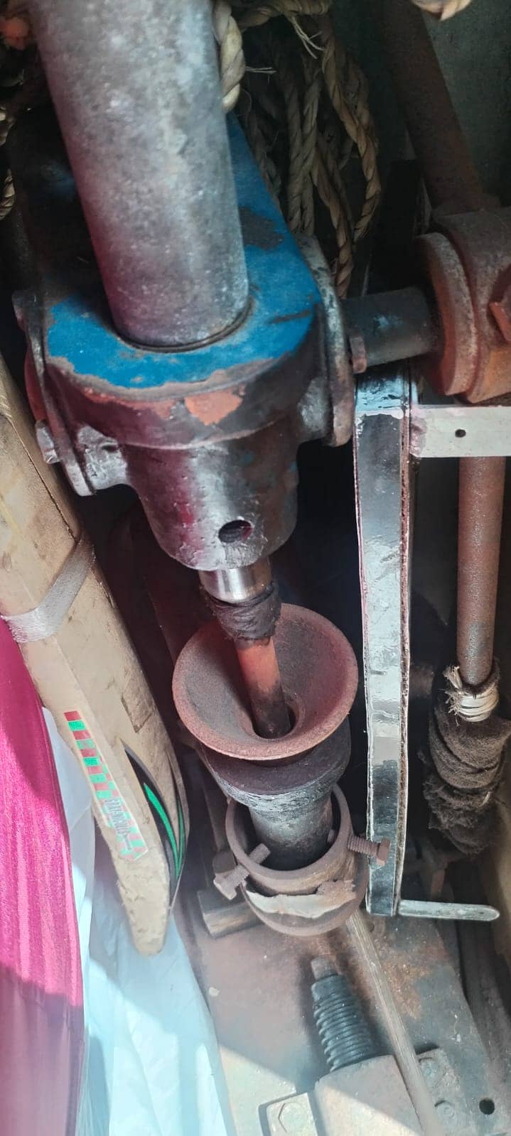 Hand molding Machine 1