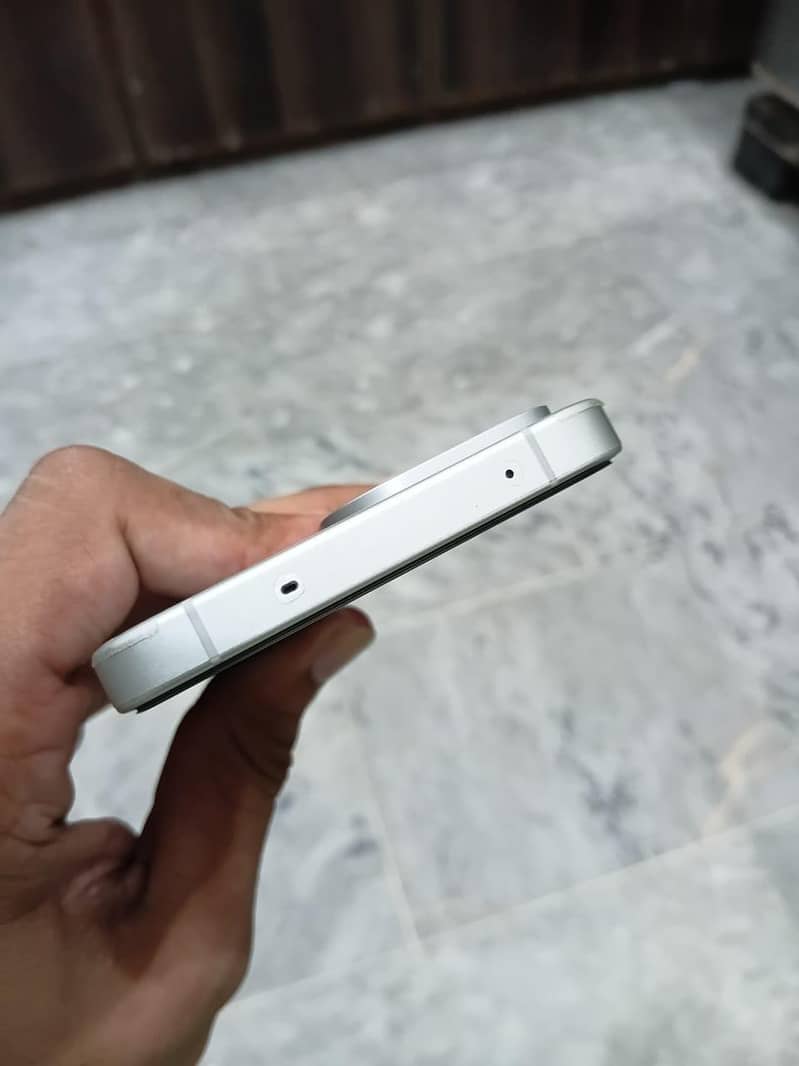 OnePlus 13t 2