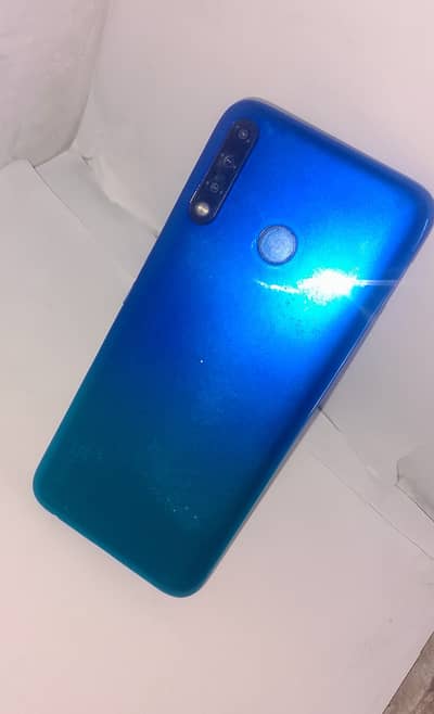 हाँ बिल्कुल, ये कॉपी कर लो: Tecno KC2 for sale, 3GB RAM, 32GB storage,