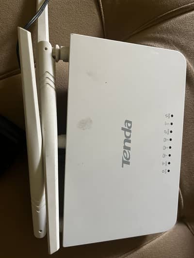 Tenda wifi router