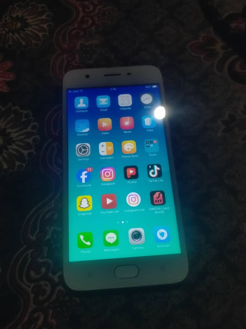 OPPO A57 8