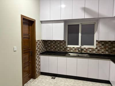 Upper portion for small family