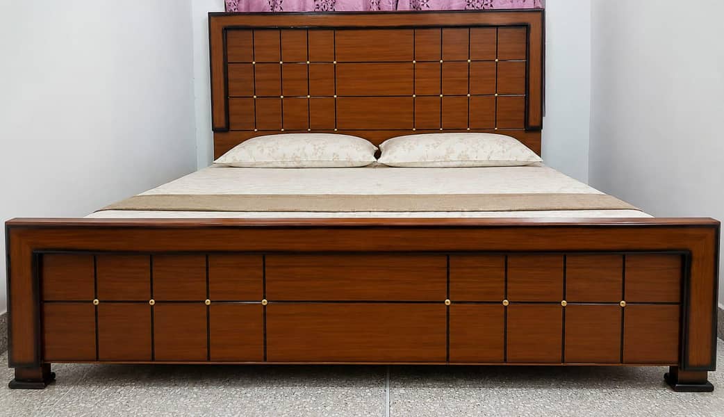 BED _ DOUBLE BED 0