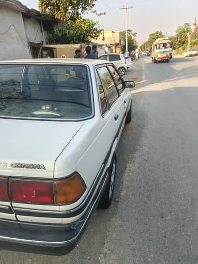 Toyota Corona 1985