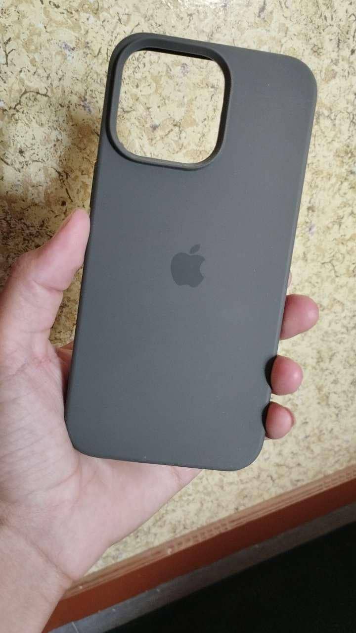 Iphone 15 pro max 1
