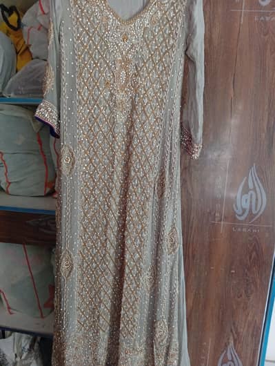 a bridal maxi in grey colour which is full length in small size
