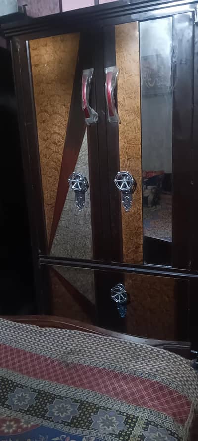 3 door almari