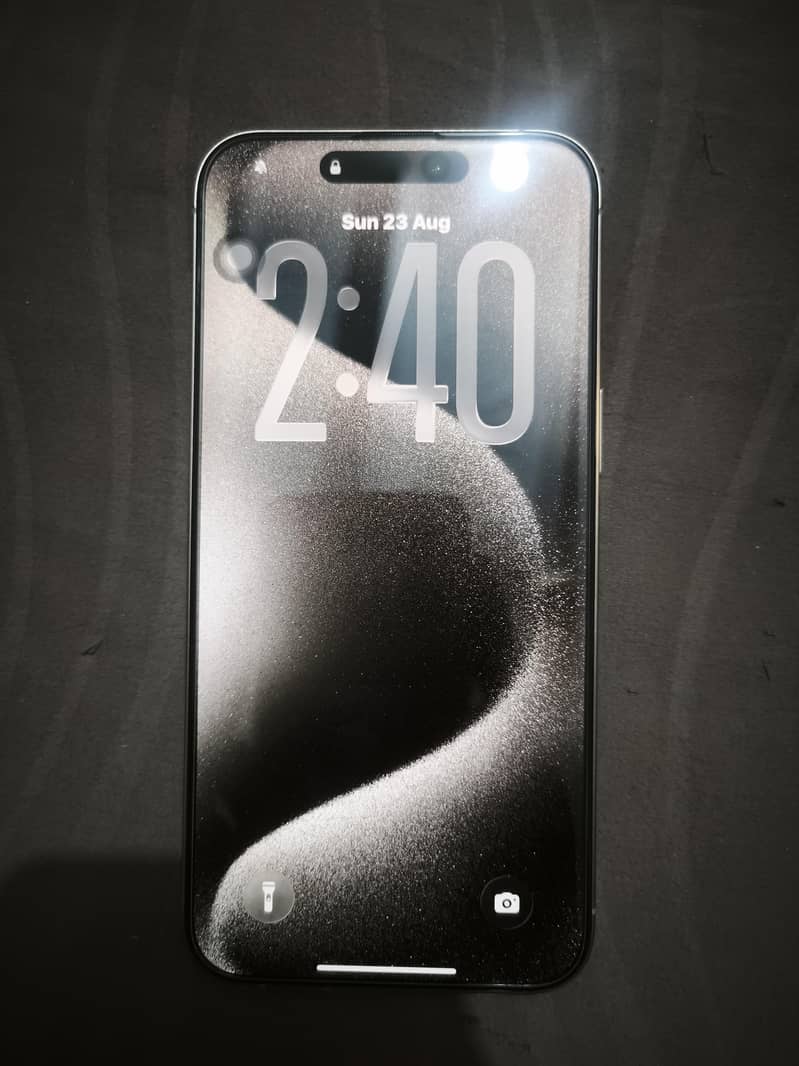 iPhone 15 Pro Max 0