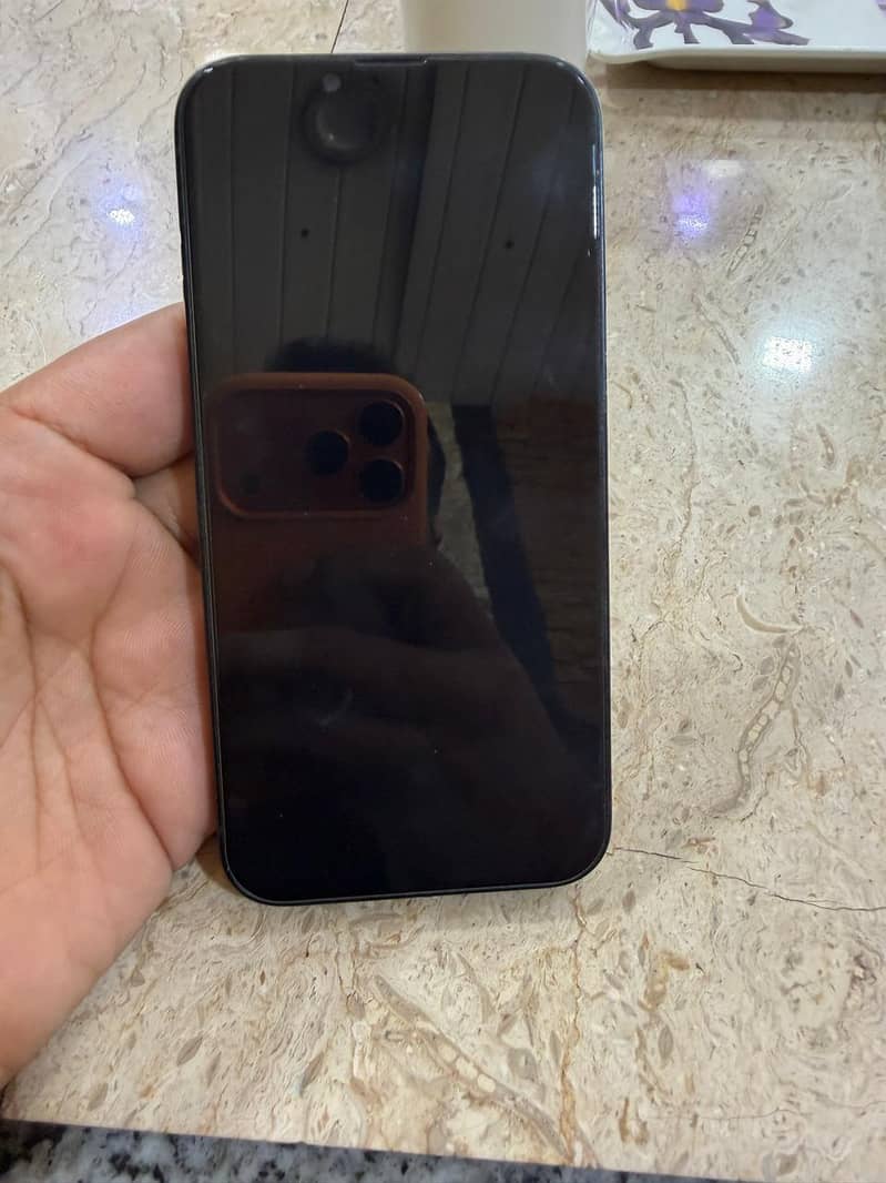 Apple iPhone 14 0