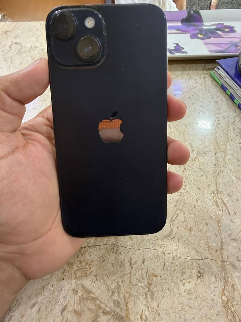 Apple iPhone 14 3