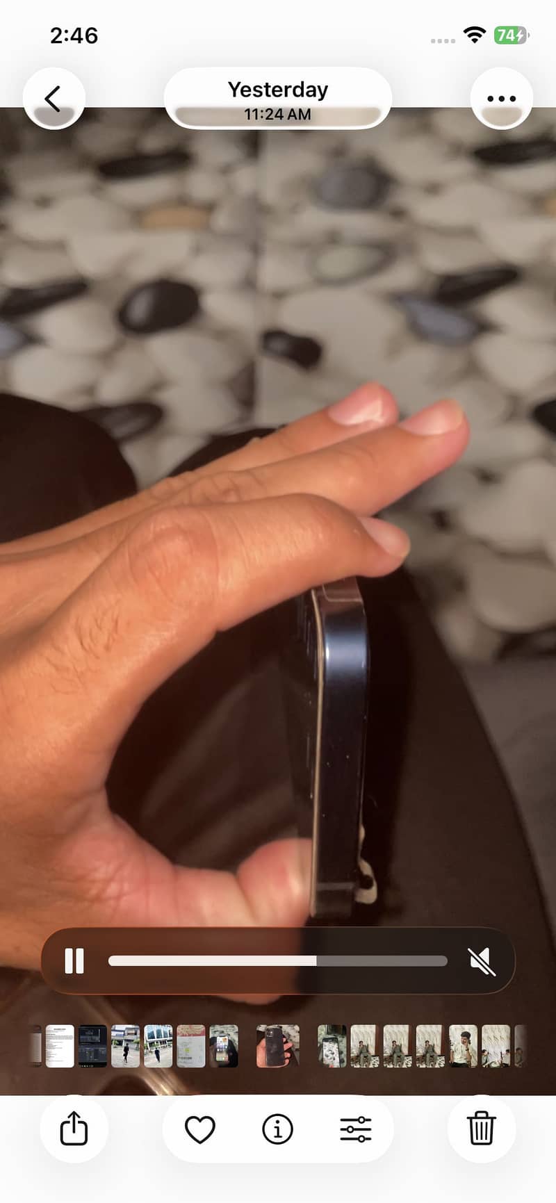 Apple iPhone 12 mini 6
