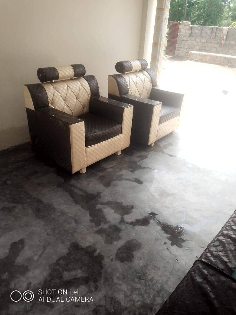 sofa set used condition 0