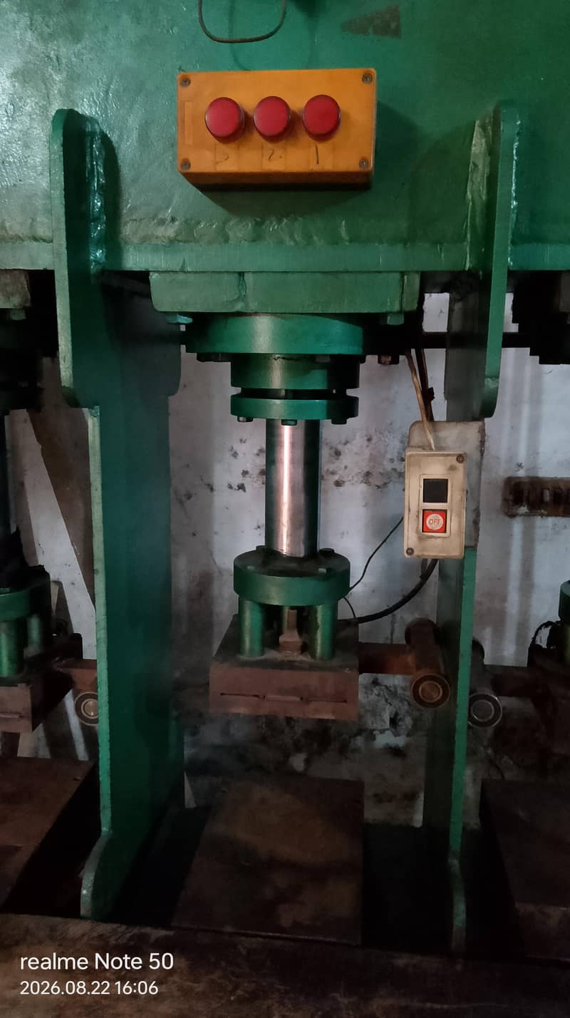 hydraulic press machine 7