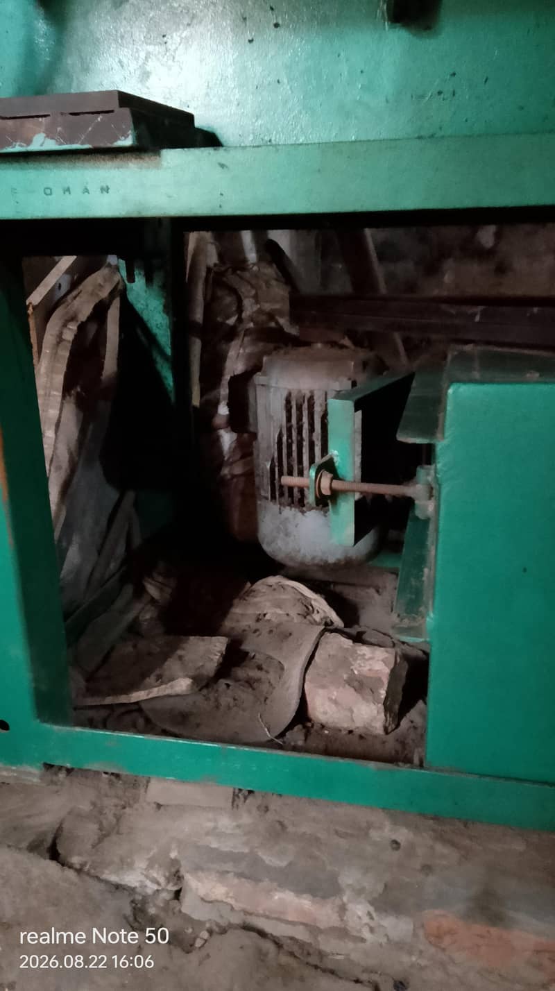 hydraulic press machine 8