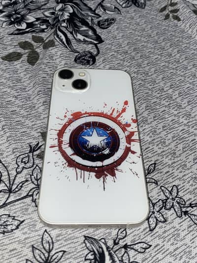 Apple iPhone 13