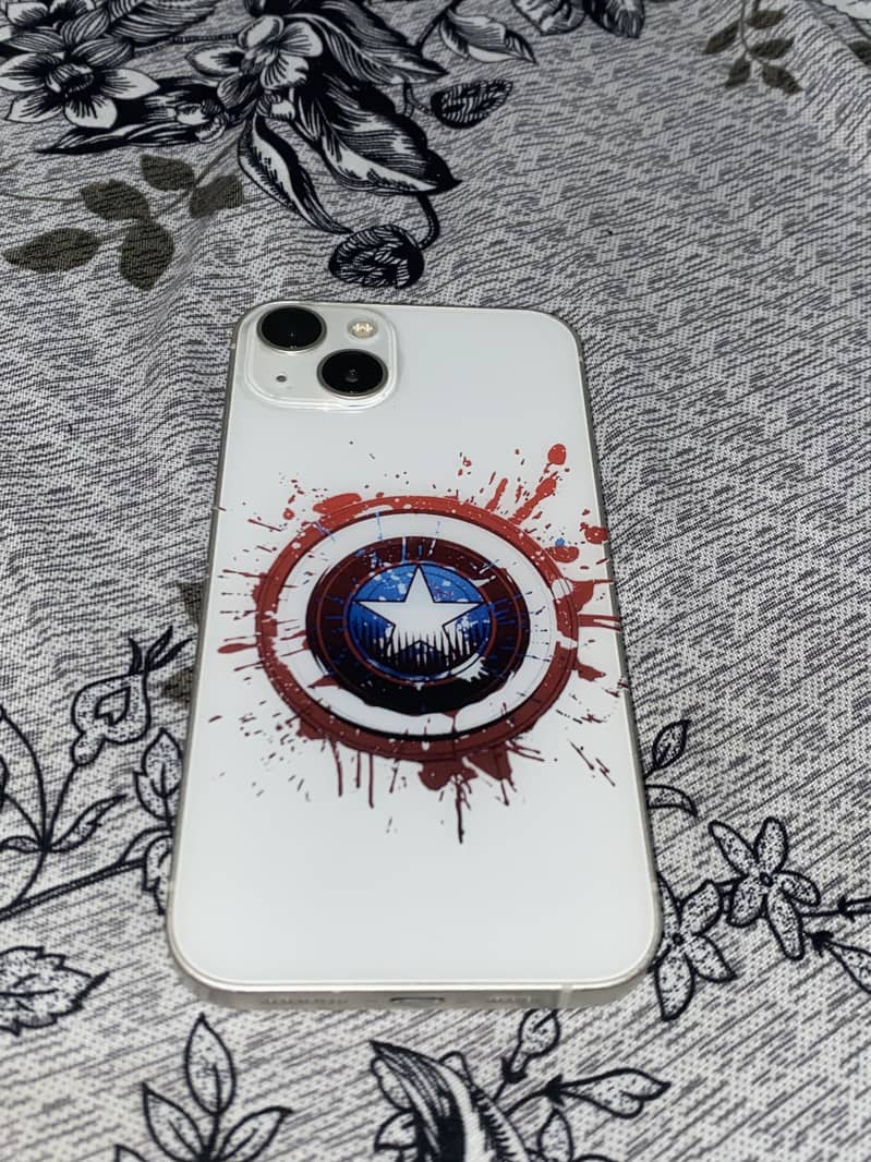 Apple iPhone 13 0