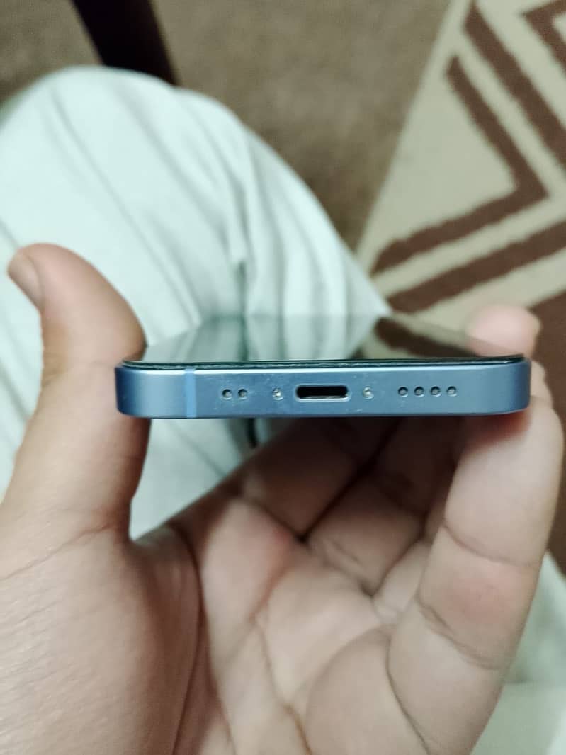 Apple iPhone 12 1