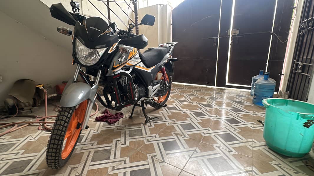 Cb150f 2