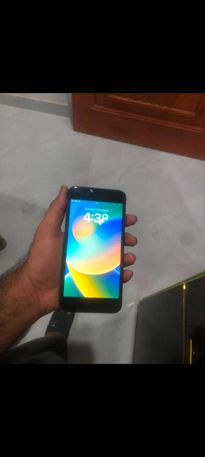 Apple iPhone 8 Plus 1