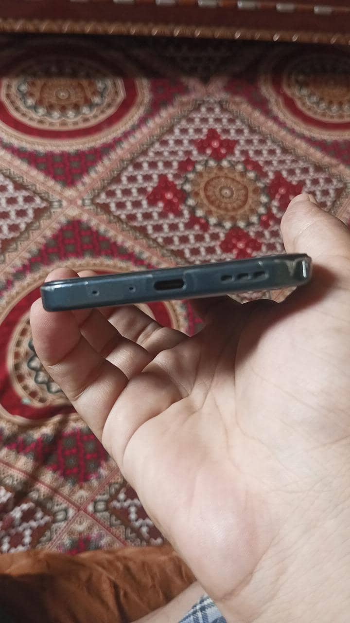 OPPO A6 4