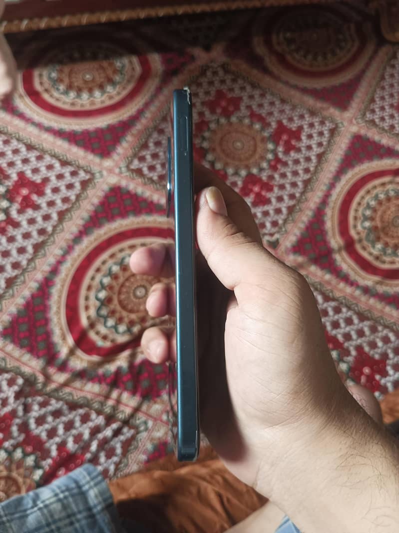 OPPO A6 7