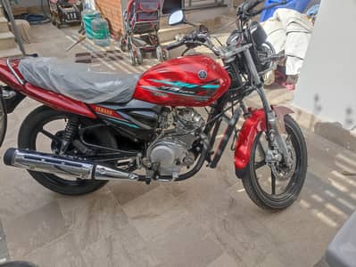 Yamaha YB 125Z DX 2022 Model - Red - Excellent Condition