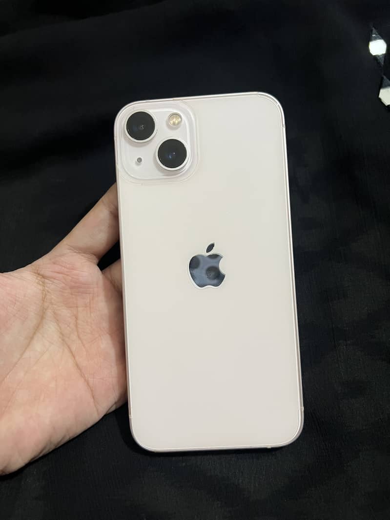 Apple iPhone 13 0