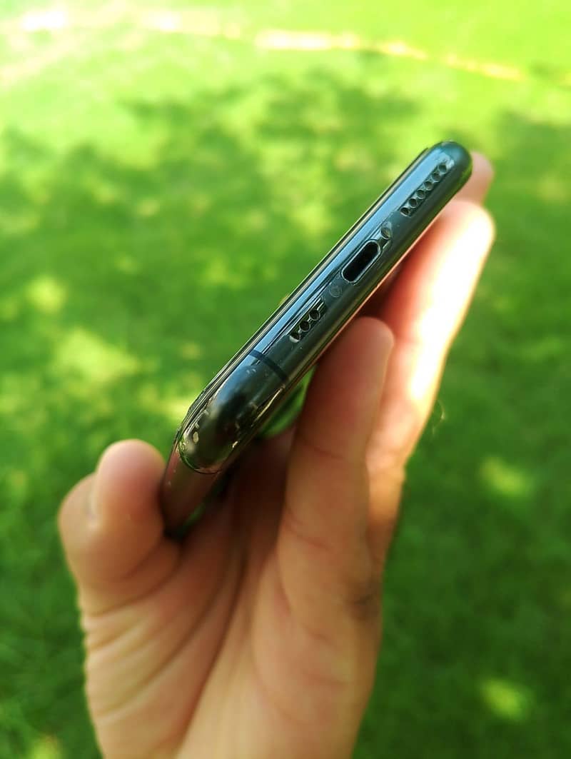 iphone 11 pro 1
