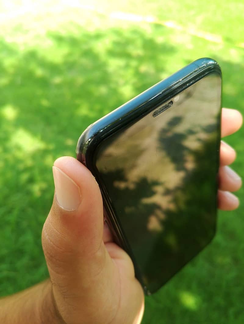 iphone 11 pro 3