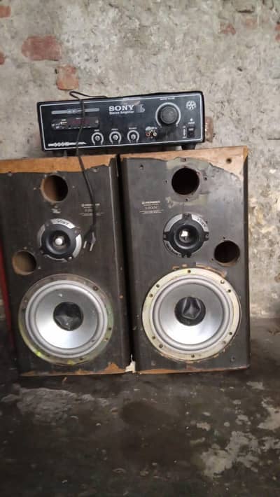 Sony Stereo Amplifier + Pioneer Speakers Complete Sound System
