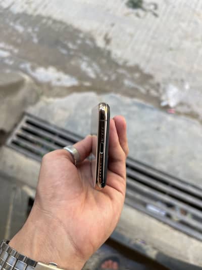 Apple iPhone XS