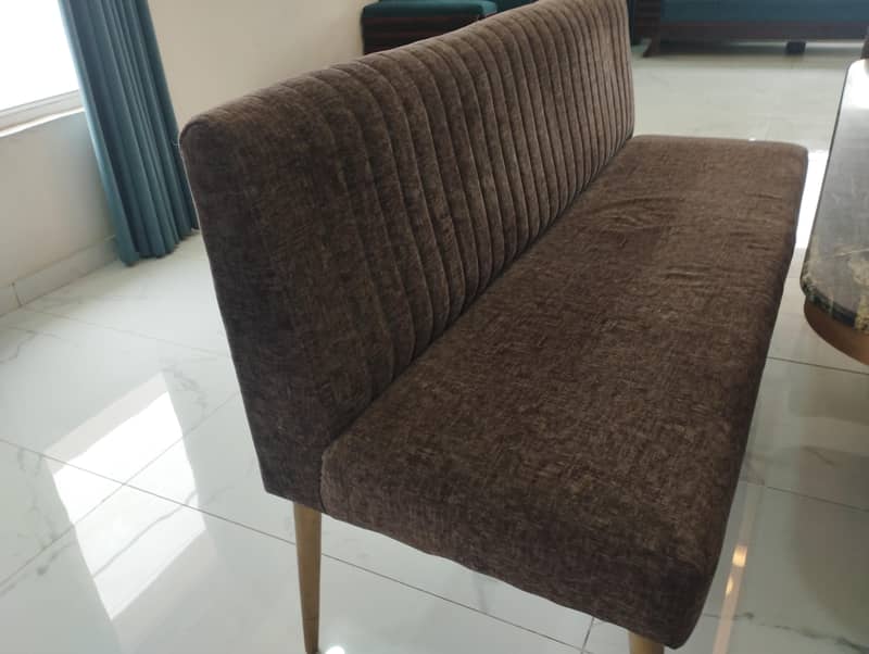 DINNING TABLE AND SOFA 4
