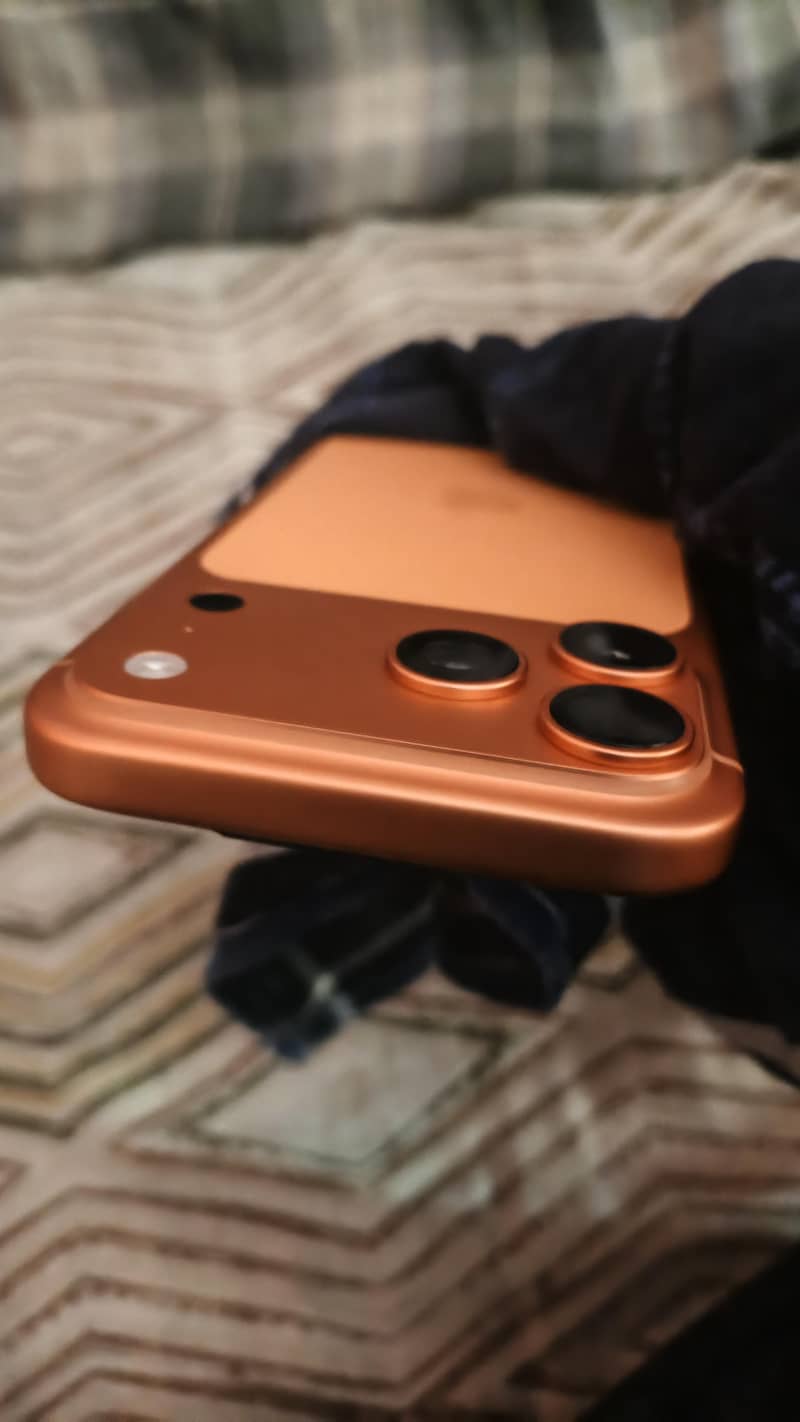 Apple iPhone 17 Pro Max 0