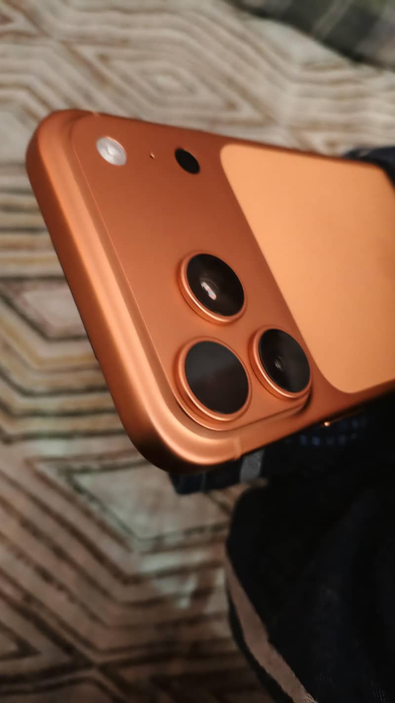 Apple iPhone 17 Pro Max 1