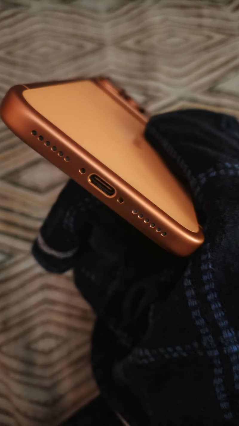 Apple iPhone 17 Pro Max 2