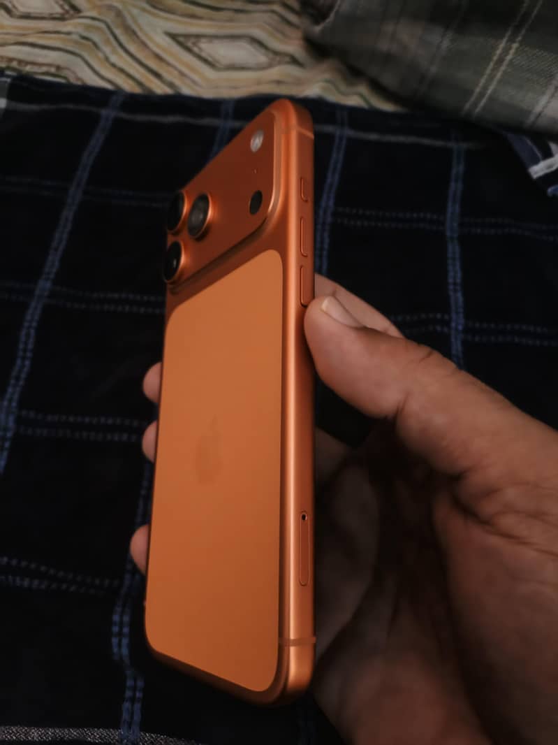 Apple iPhone 17 Pro Max 5
