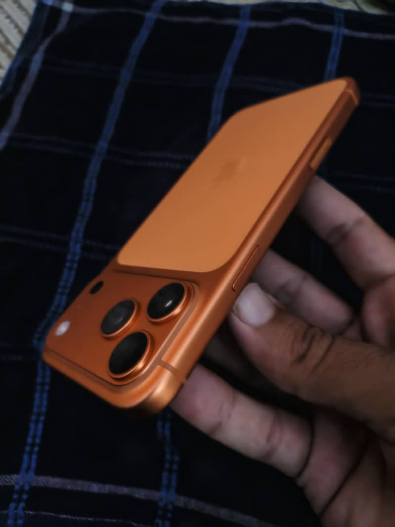 Apple iPhone 17 Pro Max 8