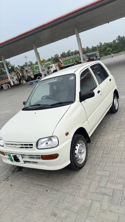 Daihatsu Cuore 2004