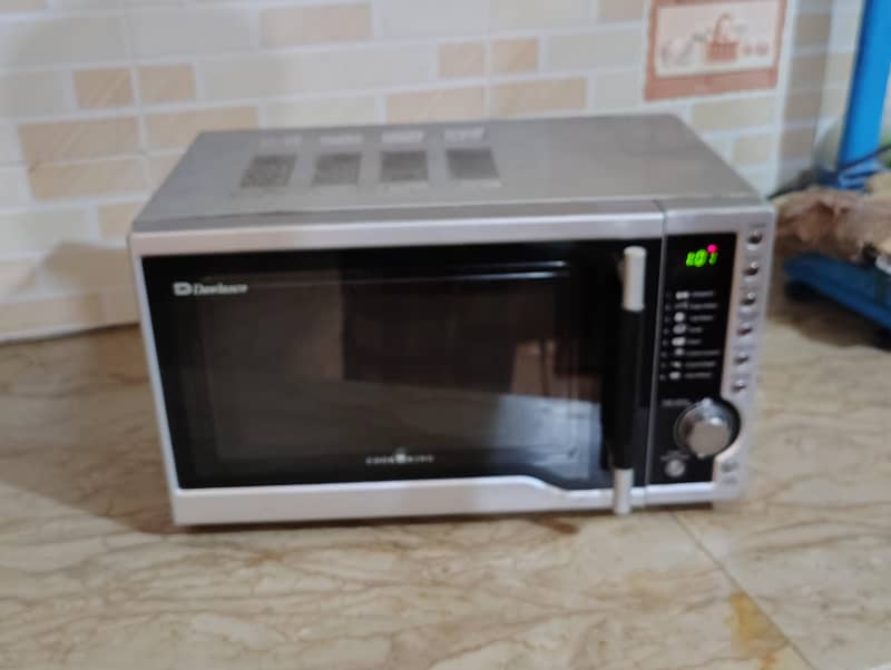 MICROWAVE 1