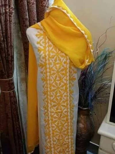 aplic and Embroided shalwar kameez for girls