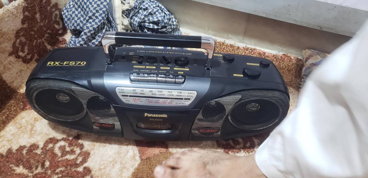Radio sony 6